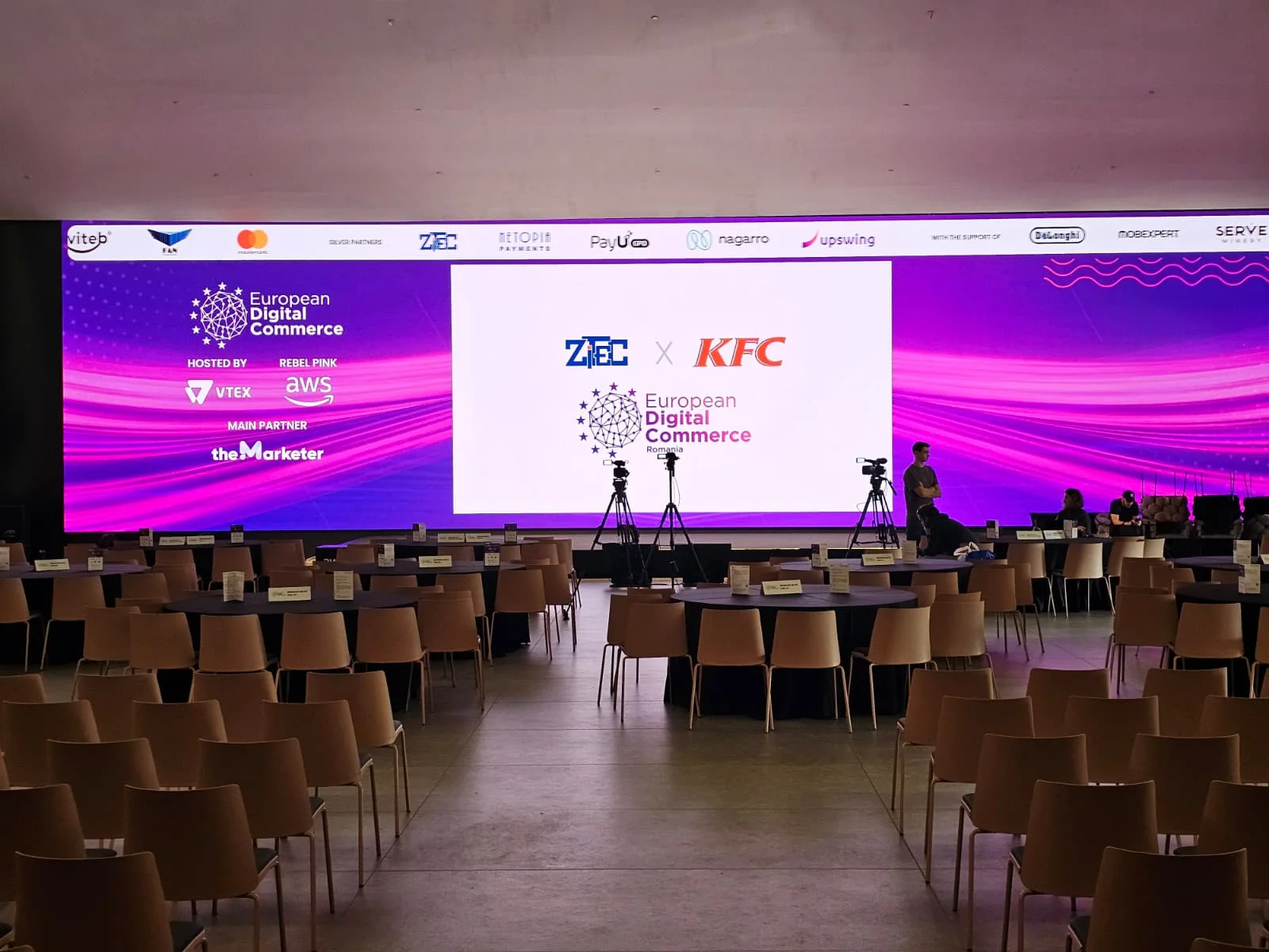 European Digital Commerce stage prepared for a panel at Nord Events in Bucharest.