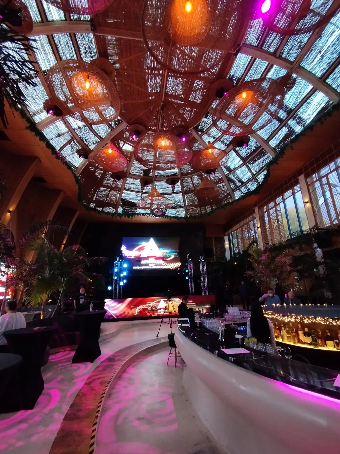 Wide venue view with the Autovit Gala stage for Gala Autovit at Kong Club in Bucharest.