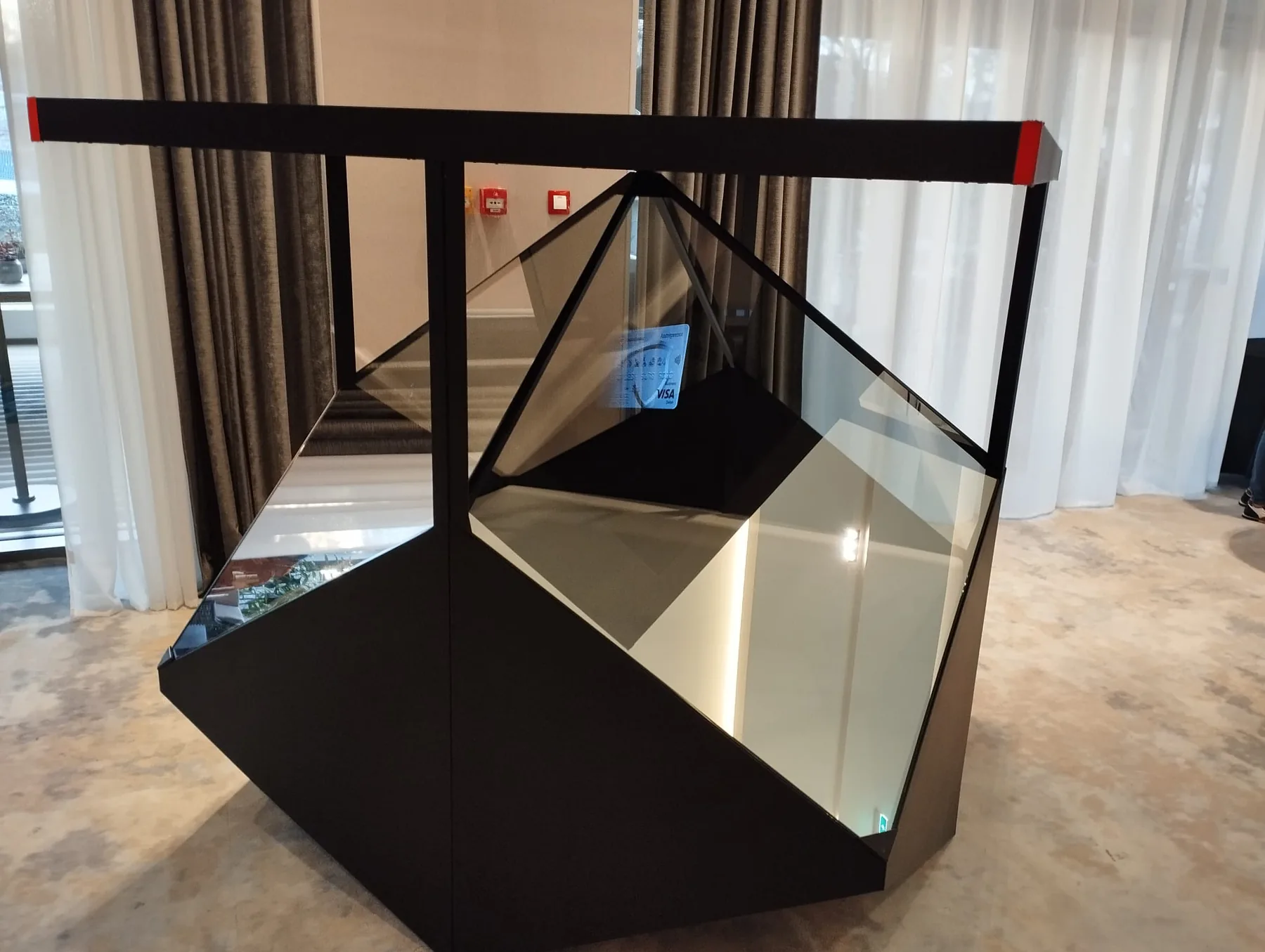 Dreamoc Diamond holographic display close view for Visa-BT at Radisson Blu Hotel in Cluj Napoca.
